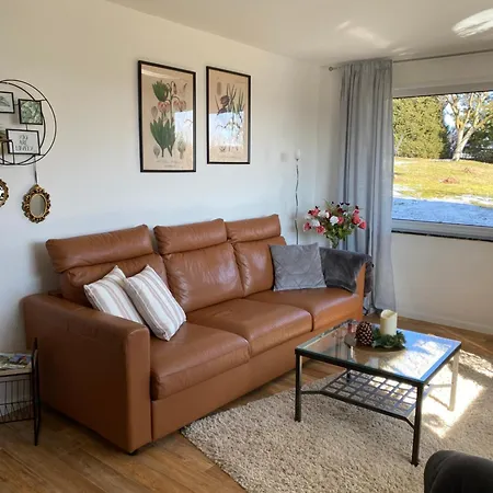 Holiday home Rhoenschoen